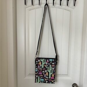 TAWI cross body messenger bag